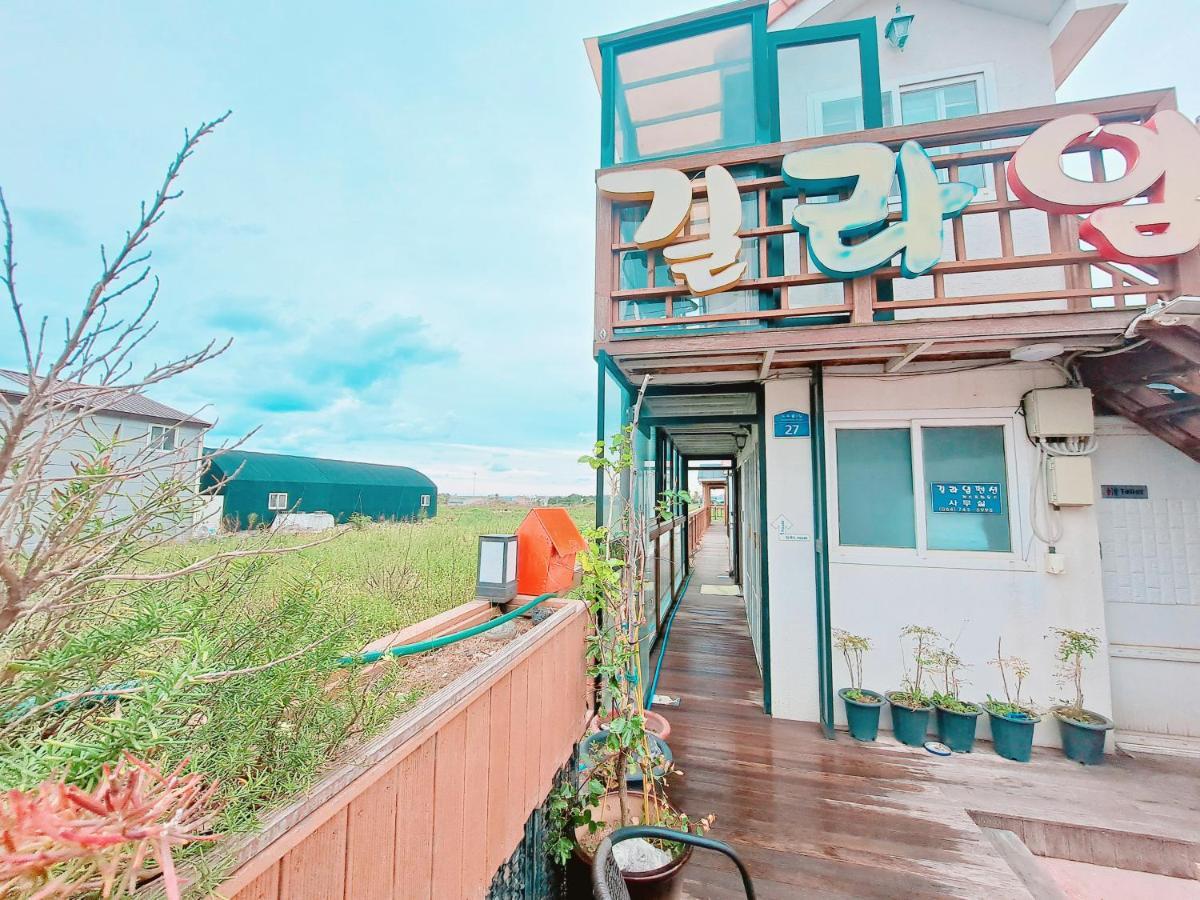 Jeju Gillime Pension Villa Bagian luar foto