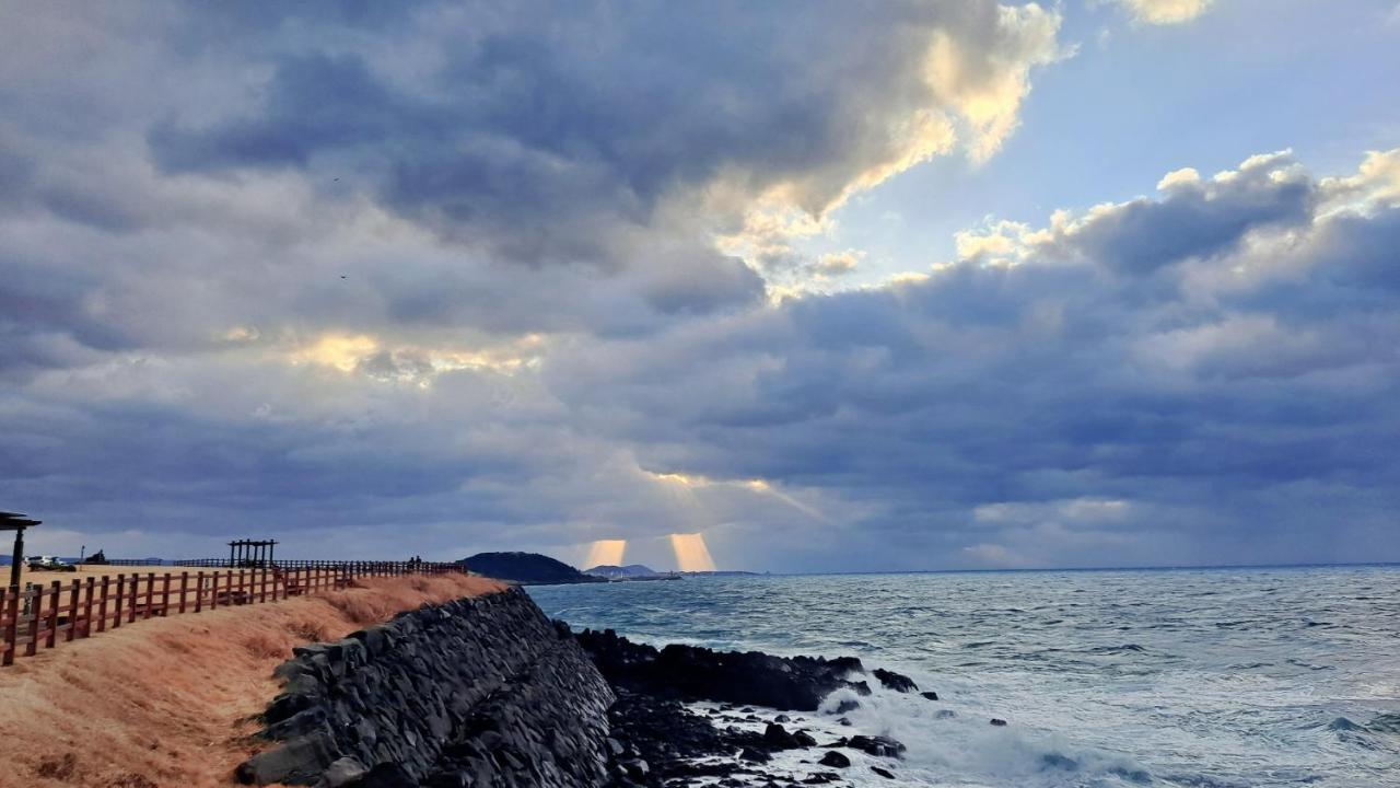 Jeju Gillime Pension Villa Bagian luar foto