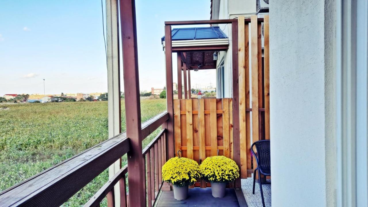 Jeju Gillime Pension Bagian luar foto