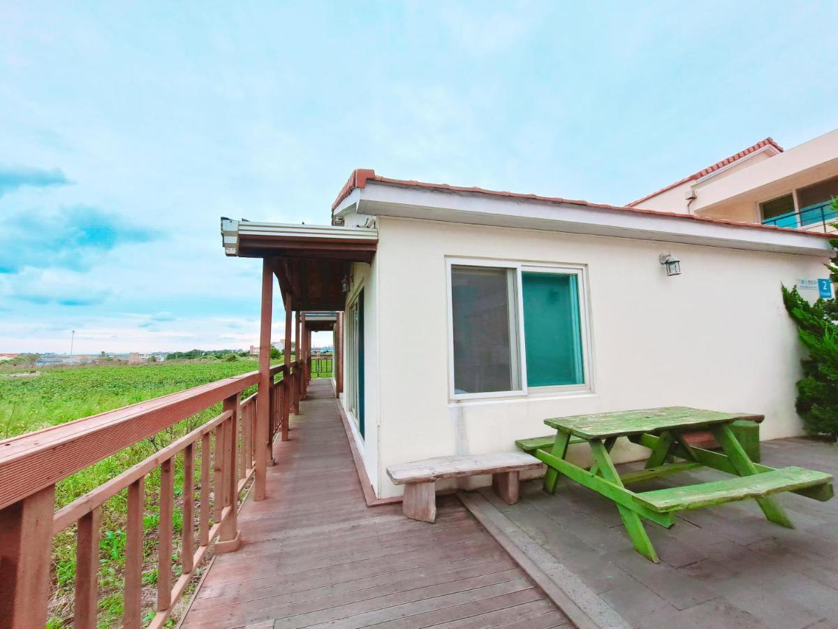 Jeju Gillime Pension Bagian luar foto