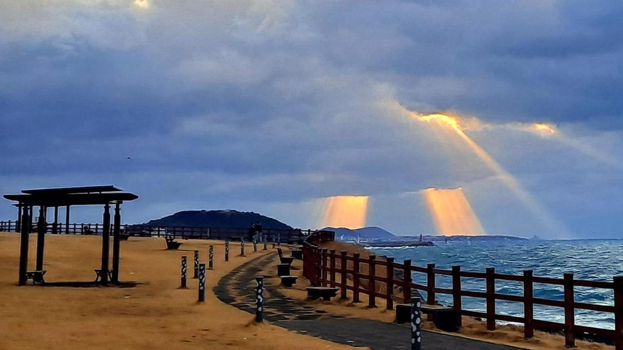 Jeju Gillime Pension Bagian luar foto