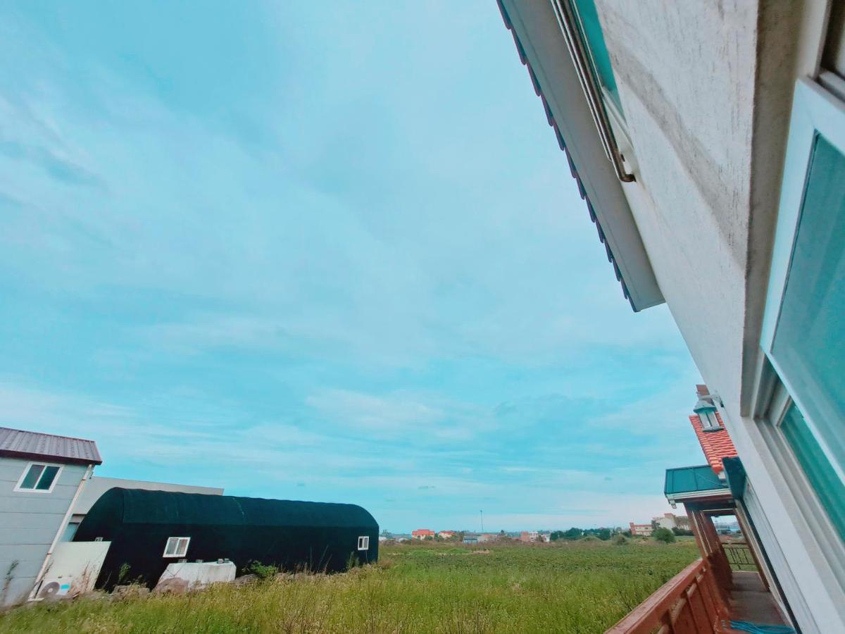 Jeju Gillime Pension Bagian luar foto
