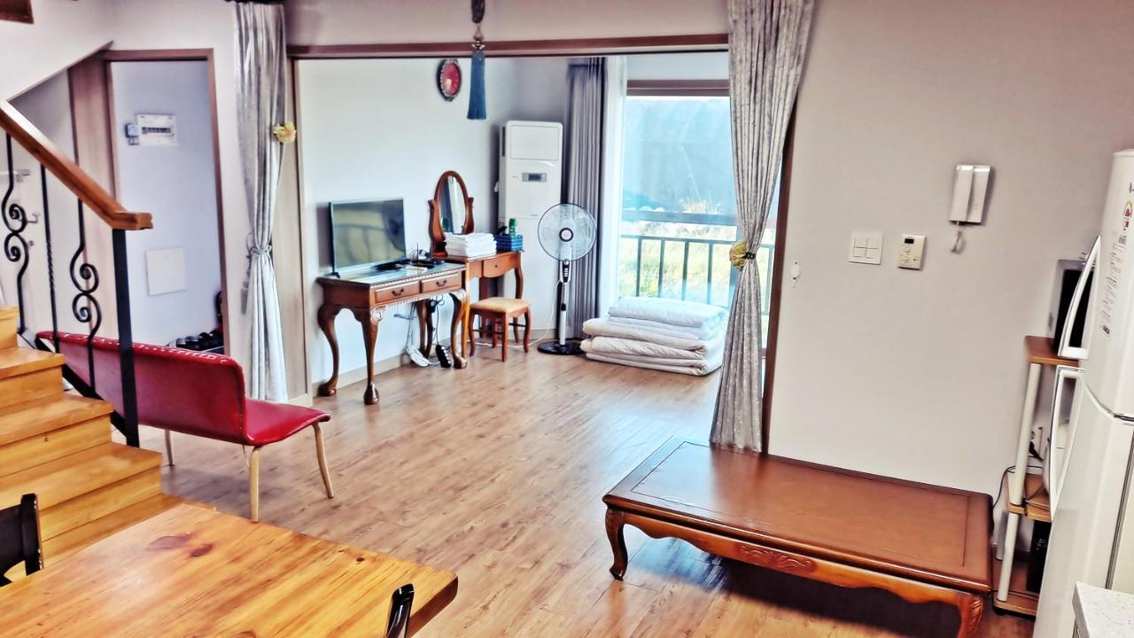 Jeju Gillime Pension Villa Bagian luar foto